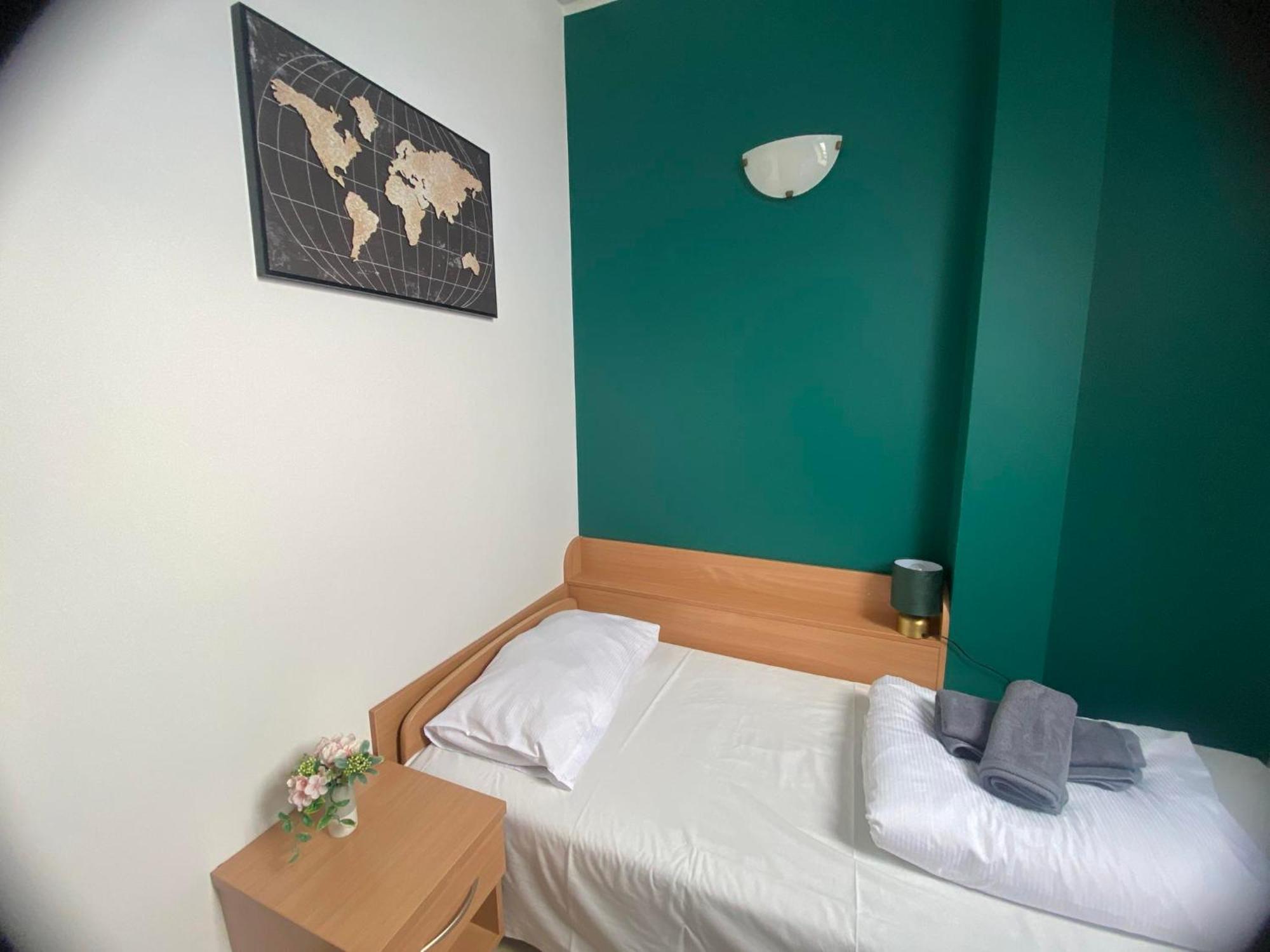 Hotel Milo - Noclegi Бартошице Экстерьер фото